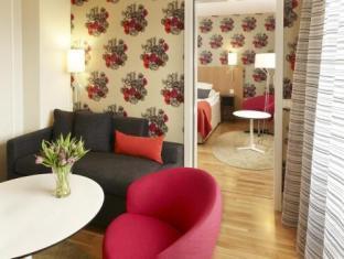Spoton Hostel & Sportsbar