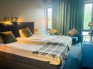 Star hotel room with free breakfast