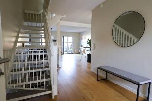 Townhouse with Sauna | 4 Floors | City center